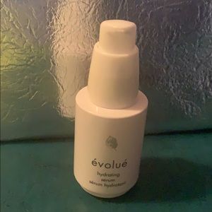 Evolue skincare hydrating serum